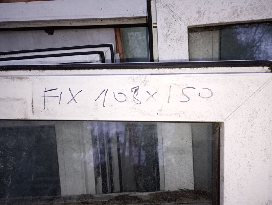 Witryna nieotwierana Fix 108 x 150 okno