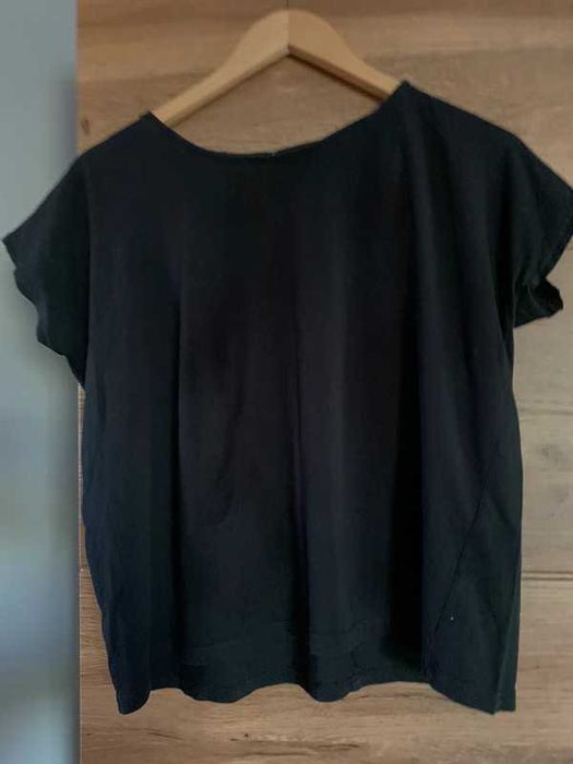 Czarny t-shirt damski