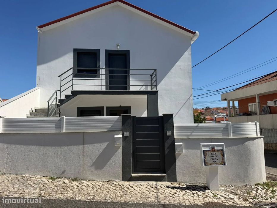 T2 Mobilado a sua espera, Casal de Cambra