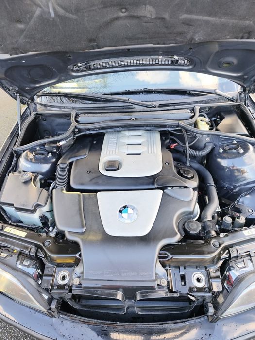 BMW 320D  sport touring 2001