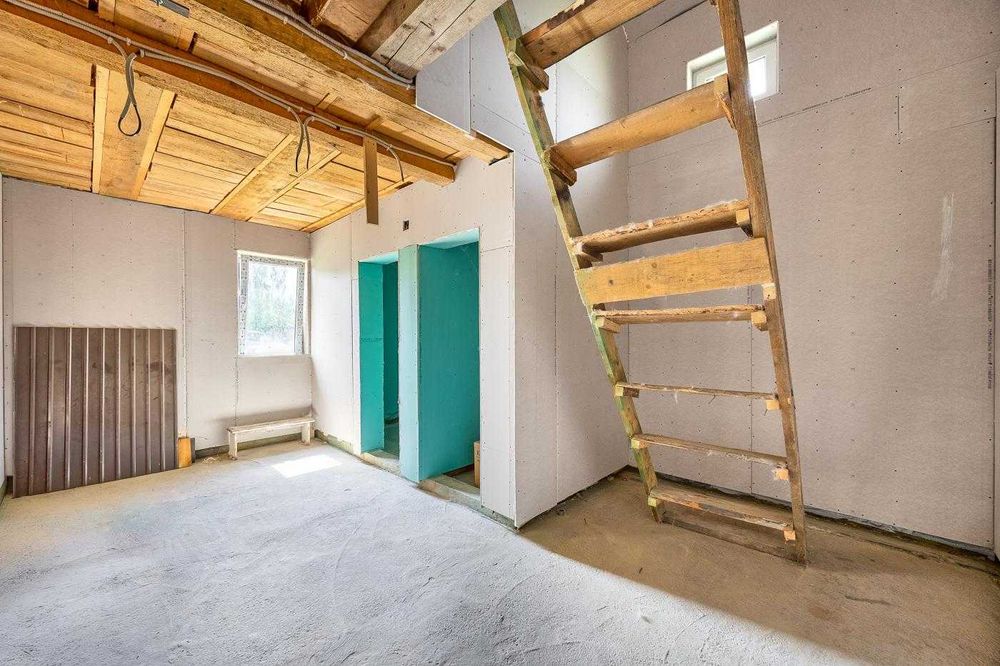 Будинок у Карпатах 195 м² + гостьовий будинок та колиба | Для життя або бізнесу