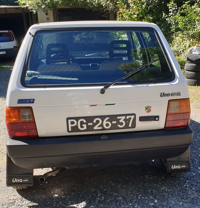 Fiat uno 60 sl em estado novo