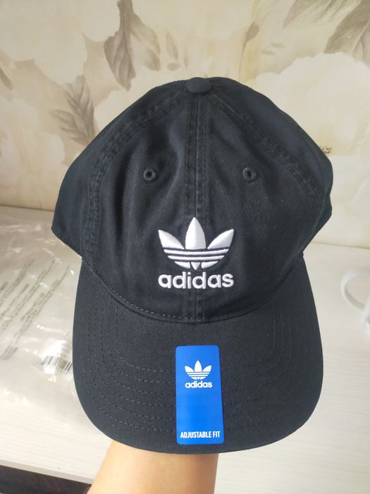 Чоловіча кепка Adidas