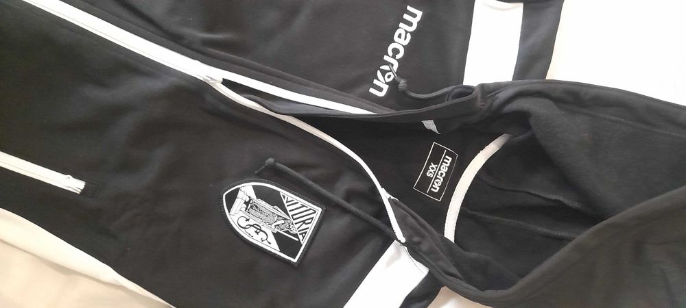 Casaco fato treino criança Vitória Sport Club como novo