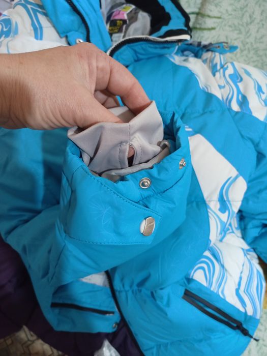 Продам нову зимову куртку