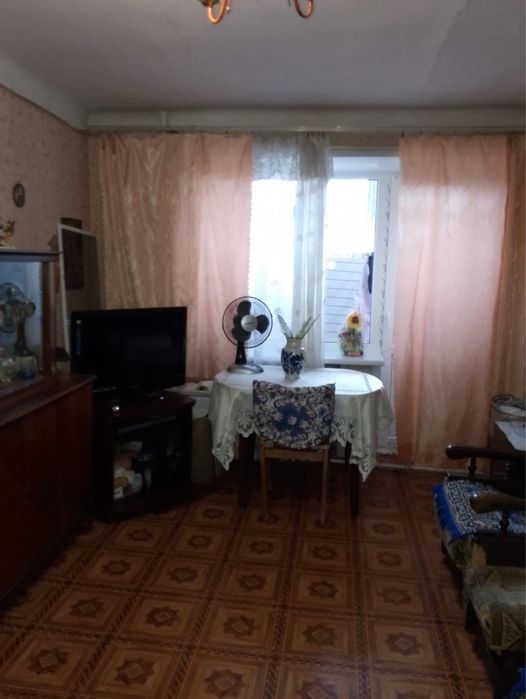 Продам 2к квартиру в центре