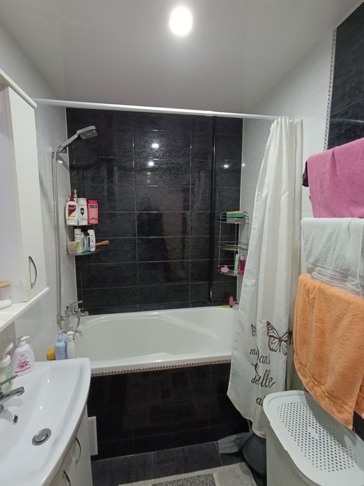 Продам 3-комн. квартиру. Современный ремонт. Левобережный -3.