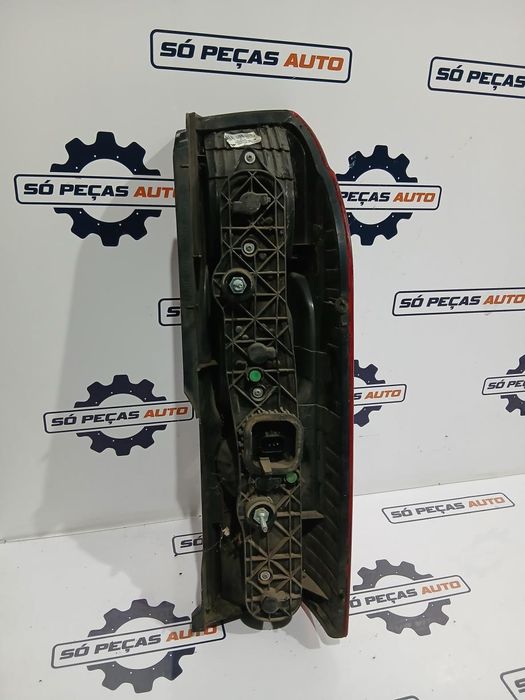 FAROLIM ESQUERDO BRANCO FIAT DUCATO 2.2HDI ANO: 2016