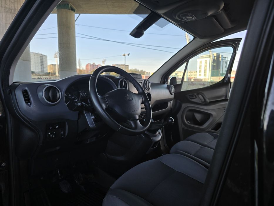 Peugeot partener 1.6HDI 100CV 3 lugares aceito retoma