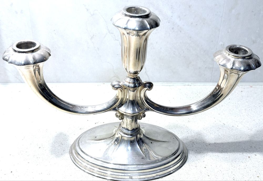 Lindo antigo castiçal de 3 lumes com banho em prata - marcado