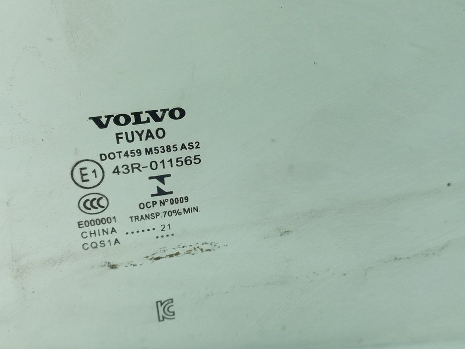 Vidro porta trás esquerdo VOLVO V60 II Cross Country (227)