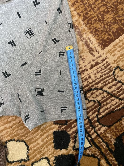 Fila футболка в стилі Polo в розмірі M