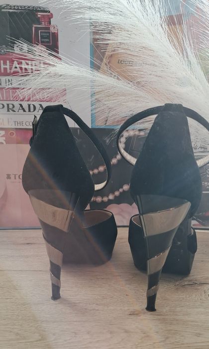 Buty damskie szpilka 37