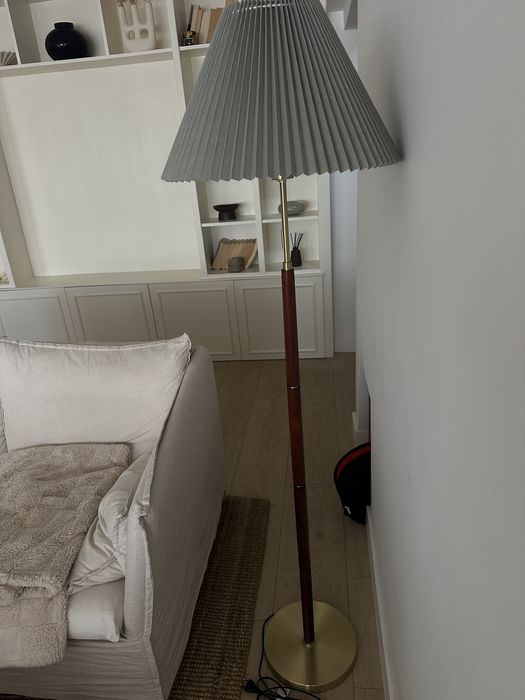 Candeeiro de pé Kinda Home