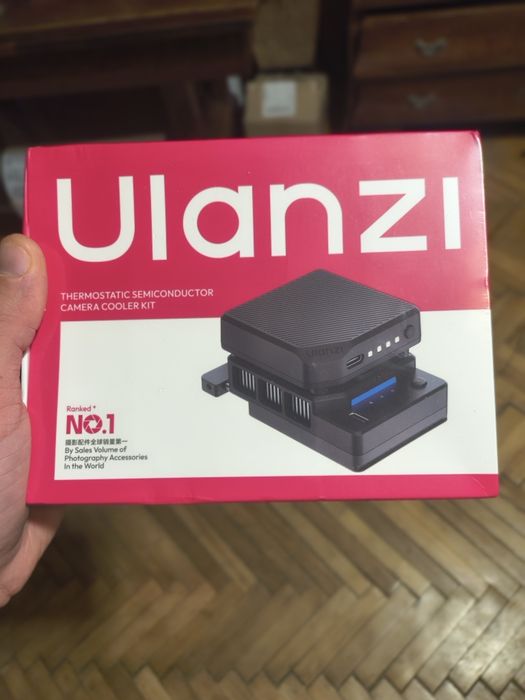 Ulanzi CU-01 — напівпровідниковий кулер для камери з магнітним акумулятором