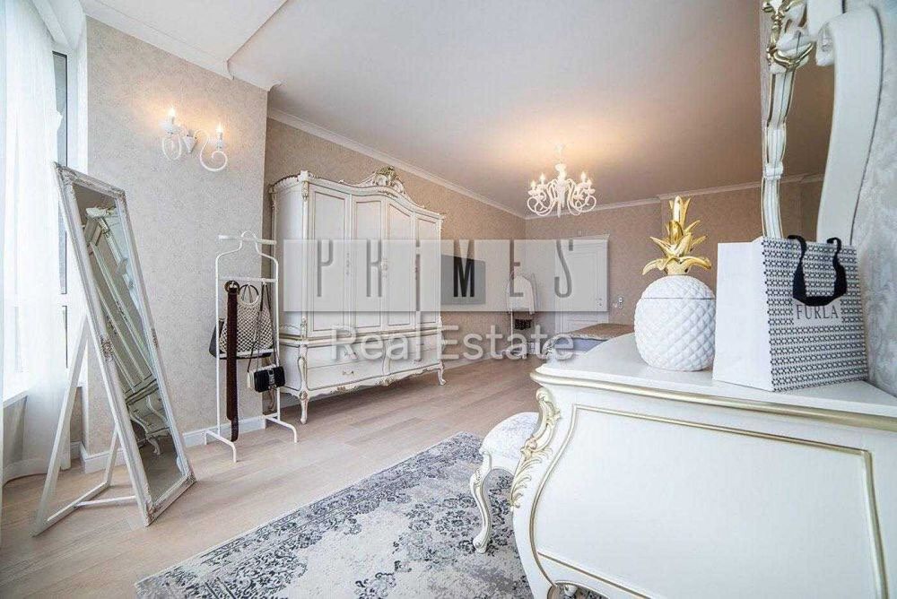 Продаж пентхауса 213.6 м² в класичному стилі, Анни Ахматової 30