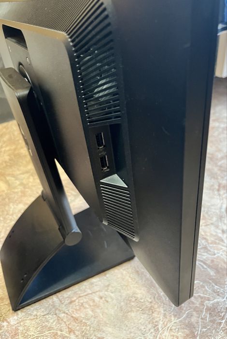 HP Elite display e221c