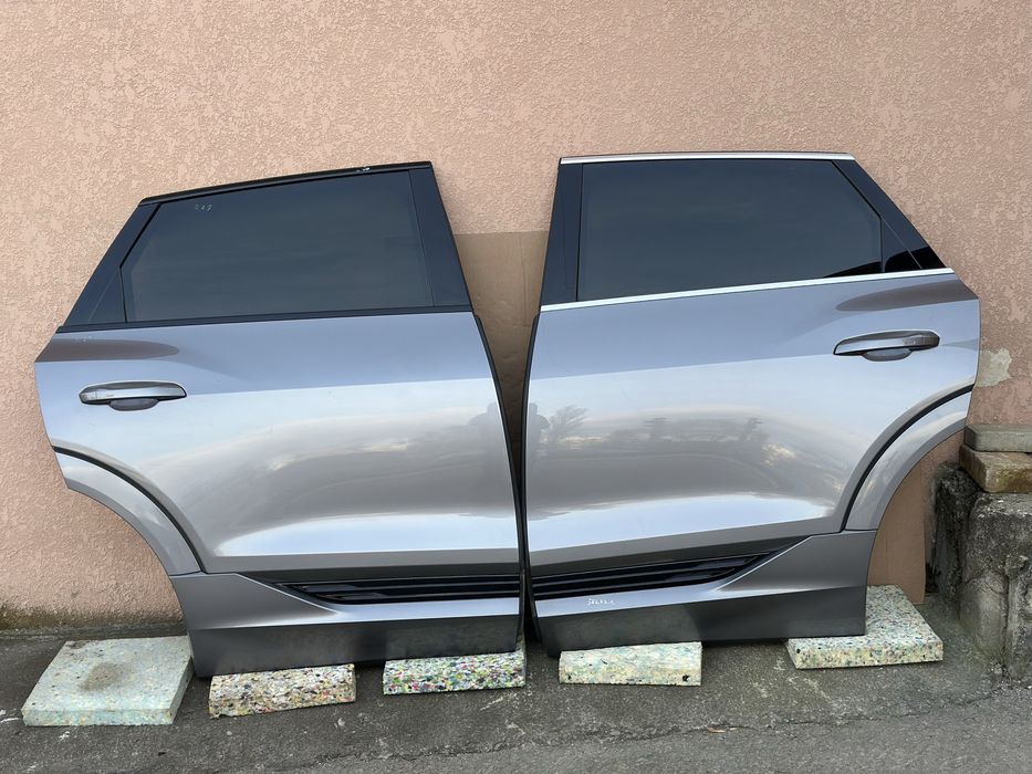Z7FДвері ДверкаДвери Дверь Ауди Етрон Audi Etron Ауді задні лівіправая