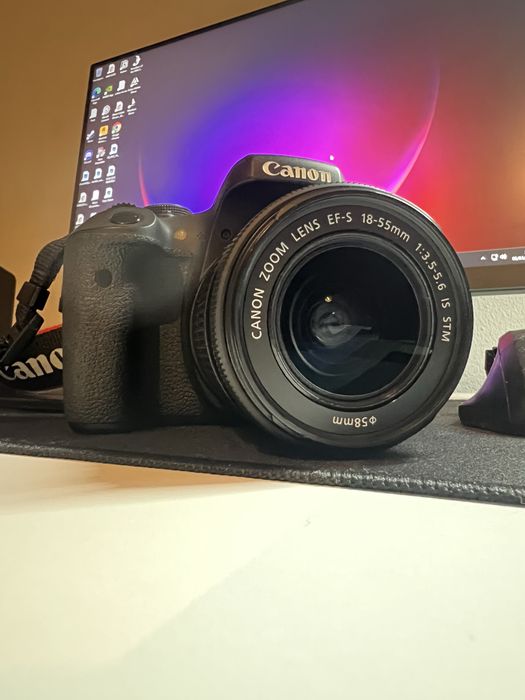 Câmera Canon 750D