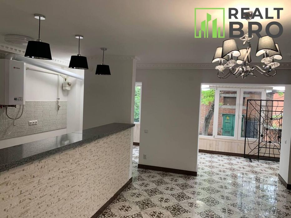 Оренда приміщення на Південно Західному районі