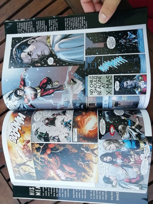 Shazam by Geoff Jonhs bd banda desenhada DC comics