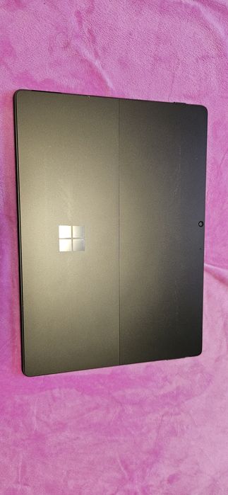 Microsoft Surface Pro 8 Windows 11 Pro