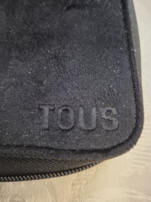 Etui Tous  na  biżurerię