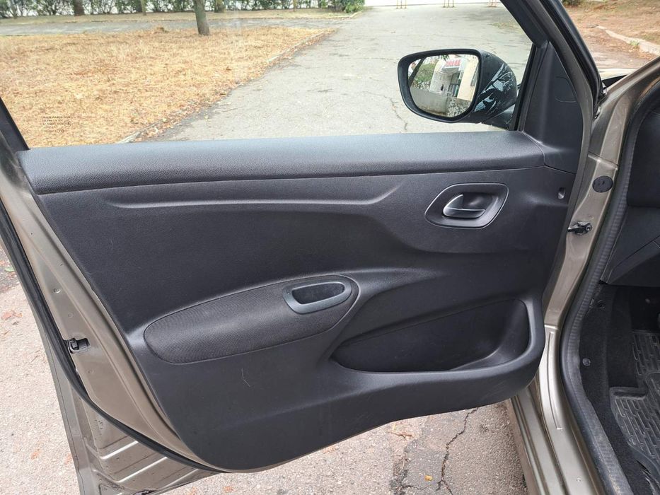 Продам экономное авто