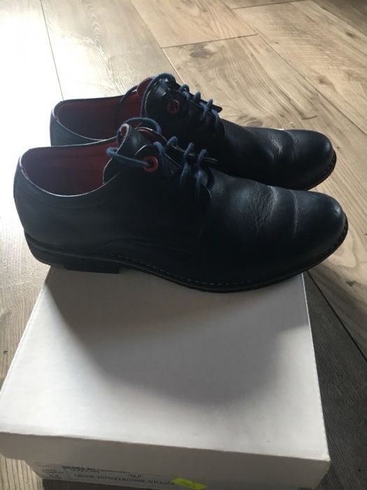 Buty skórzane r. 32