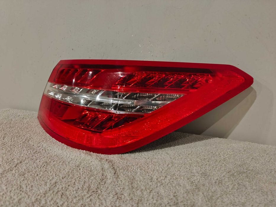 Lampa Prawy Tył LED Mercedes Klasa E W207 Coupe EUROPA