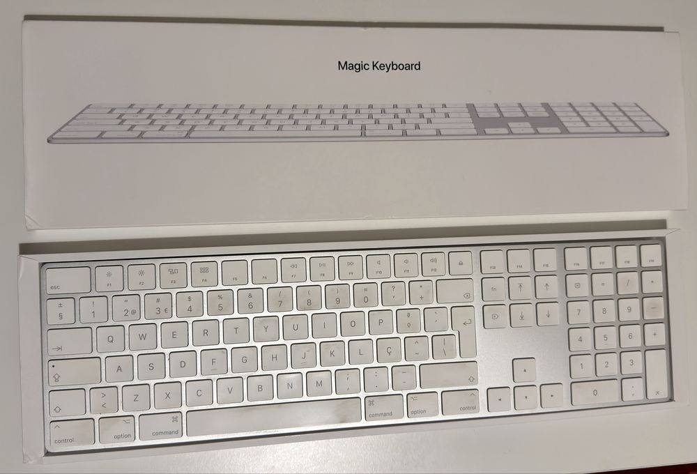 Apple Magic Keyboard PT with Numeric Keypad470648156304199681