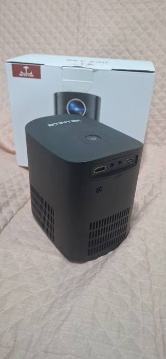 Продам проектор Byintek X20