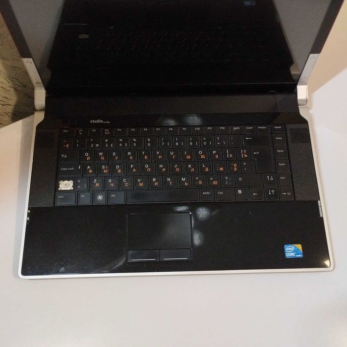 Красивый ноутбук Dell Studio XPS 1645 | 4ядра | видео 1гб | 8/128 SSD