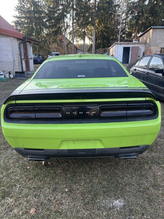 Dodge Challenger R/T Scat Pack 6.4 492KM