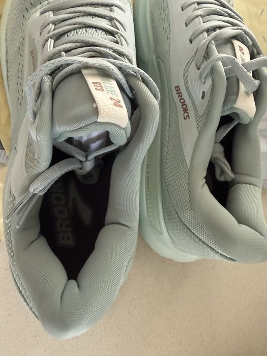 Sapatilhas Running BROOKS Adrenaline Gts NOVAS a estrear nr 45