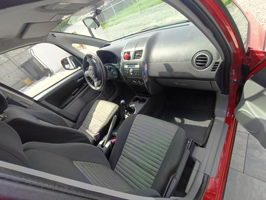 Suzuki sx4 4x4 2011 rok 1.6