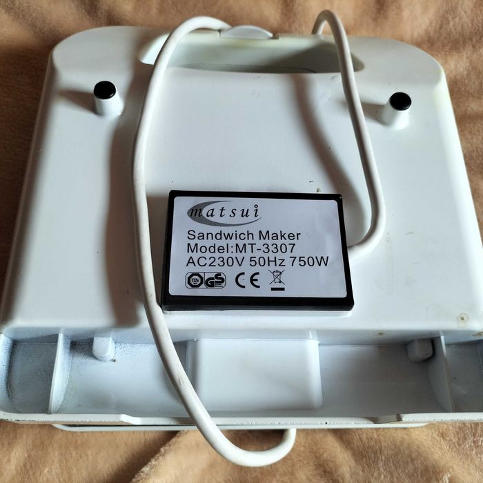 Opiekacz do kanapek - sprawny.