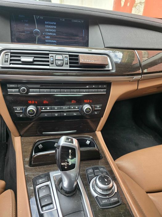 BMW 730D berlina