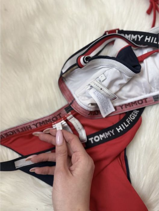 Дуже класний роздільний купальник оригінал tommy hilfiger