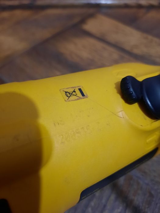 100% оригінал!!Дрель ударна Dewalt D21710-qs,600вт