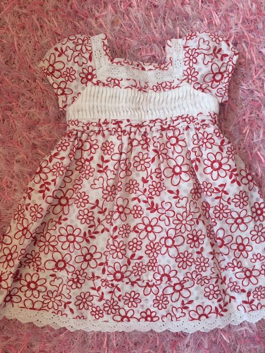 Vestido de menina tamanho 18M