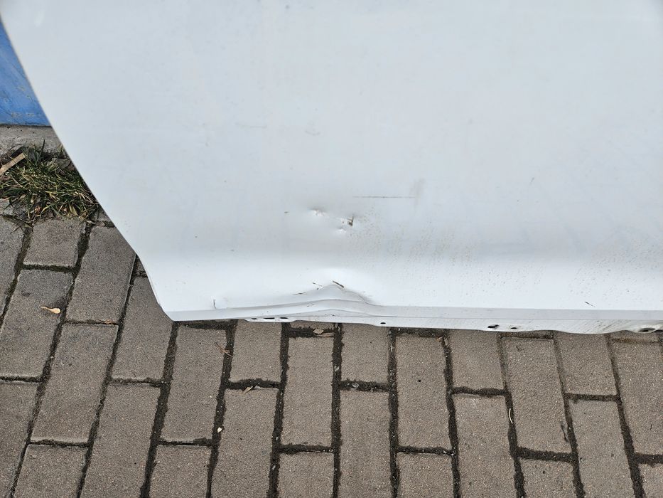 дверка задня ліва audi e-tron