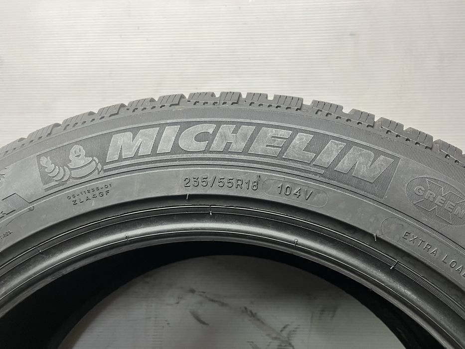 235/55/18 104V Michelin Pilot Alpin