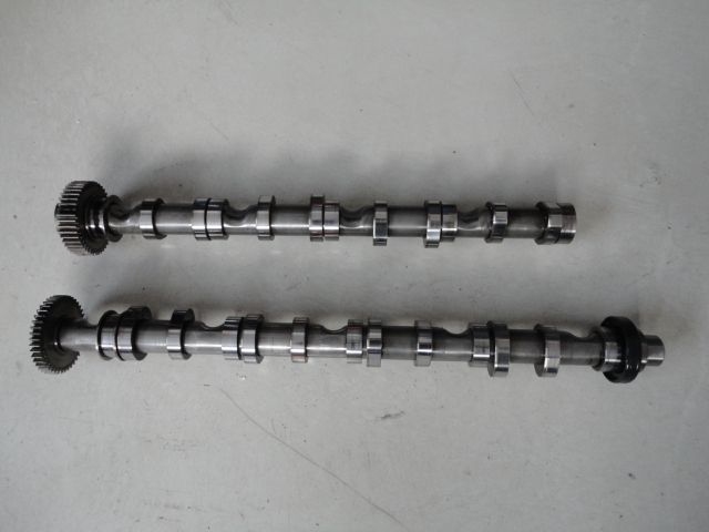 Распредвал Volkswagen T5 2.0 tdi Фольксваген Крафтер 2.0 тди Caddy