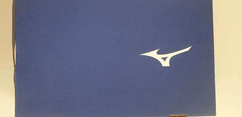 Sapatilhas/Ténis de futsal profissional - marca MIZUNO modelo MORELIA