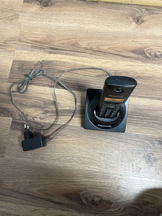 Telefon stacjonarny Panasonic KX-TG1711PD bezprzewodowy