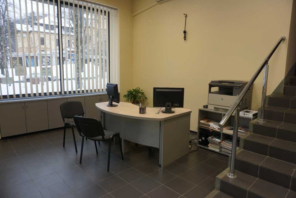 Продаж комерційного приміщення 107 м² на вул. Снопківській, 5 — фасад, Галицький район