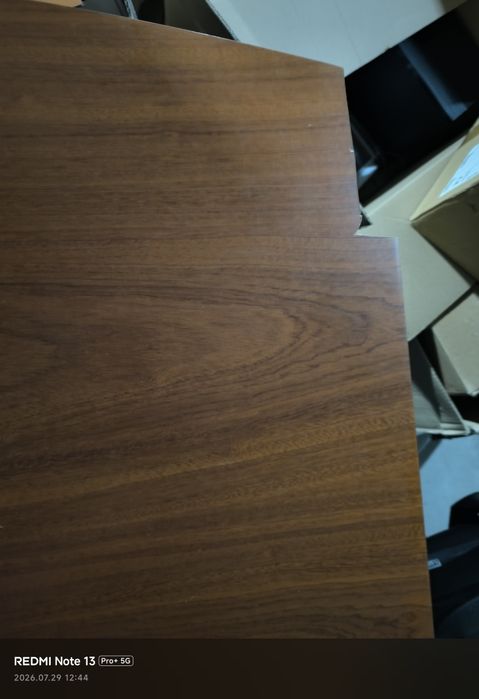 Secretaria em  pinho genuino