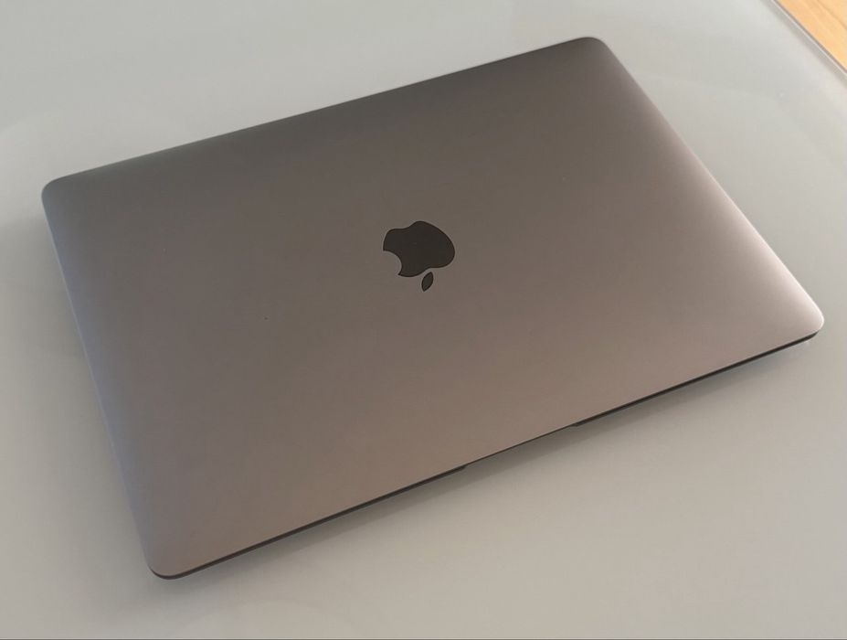 MacBook Air 13’ (i3 - 2020)