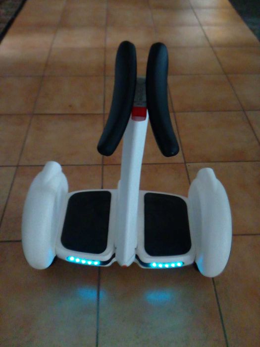 Saguay Pojazd elektryczny dla młodzieży lub dorosłych